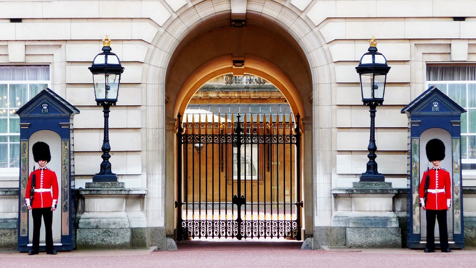 buckingham-palace